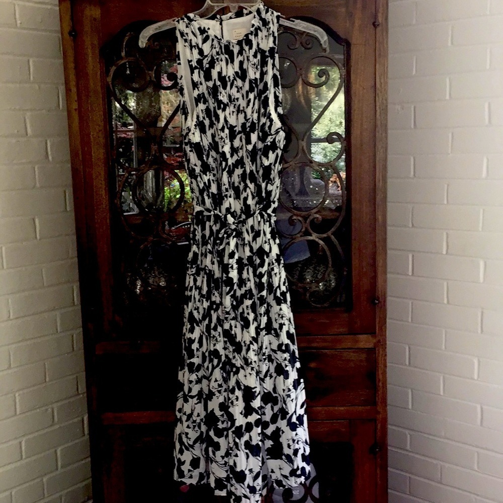 A New Day Navy/white pleated midi dress
